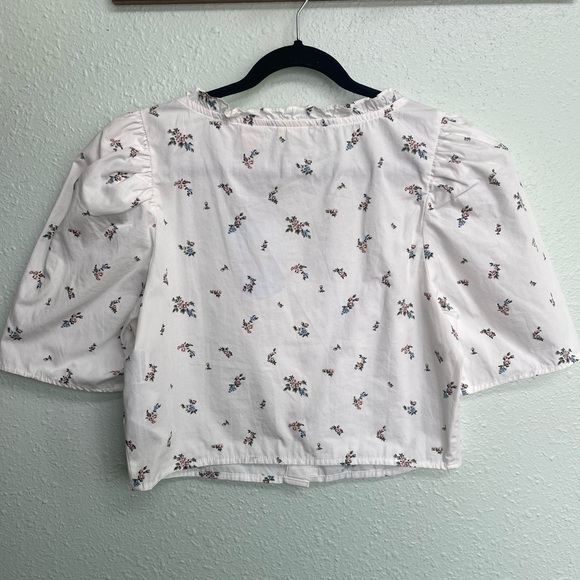 NWT Levi’s white floral cropped button-up blouse size large - Picture 2 of 4